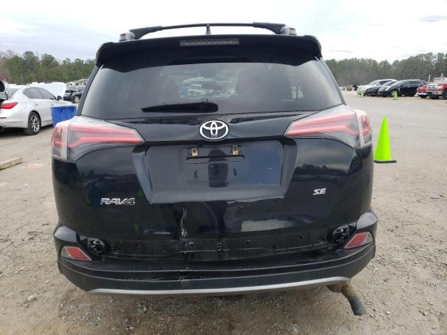 2T3NFREVXJW443055 | 2018 TOYOTA RAV4 SE