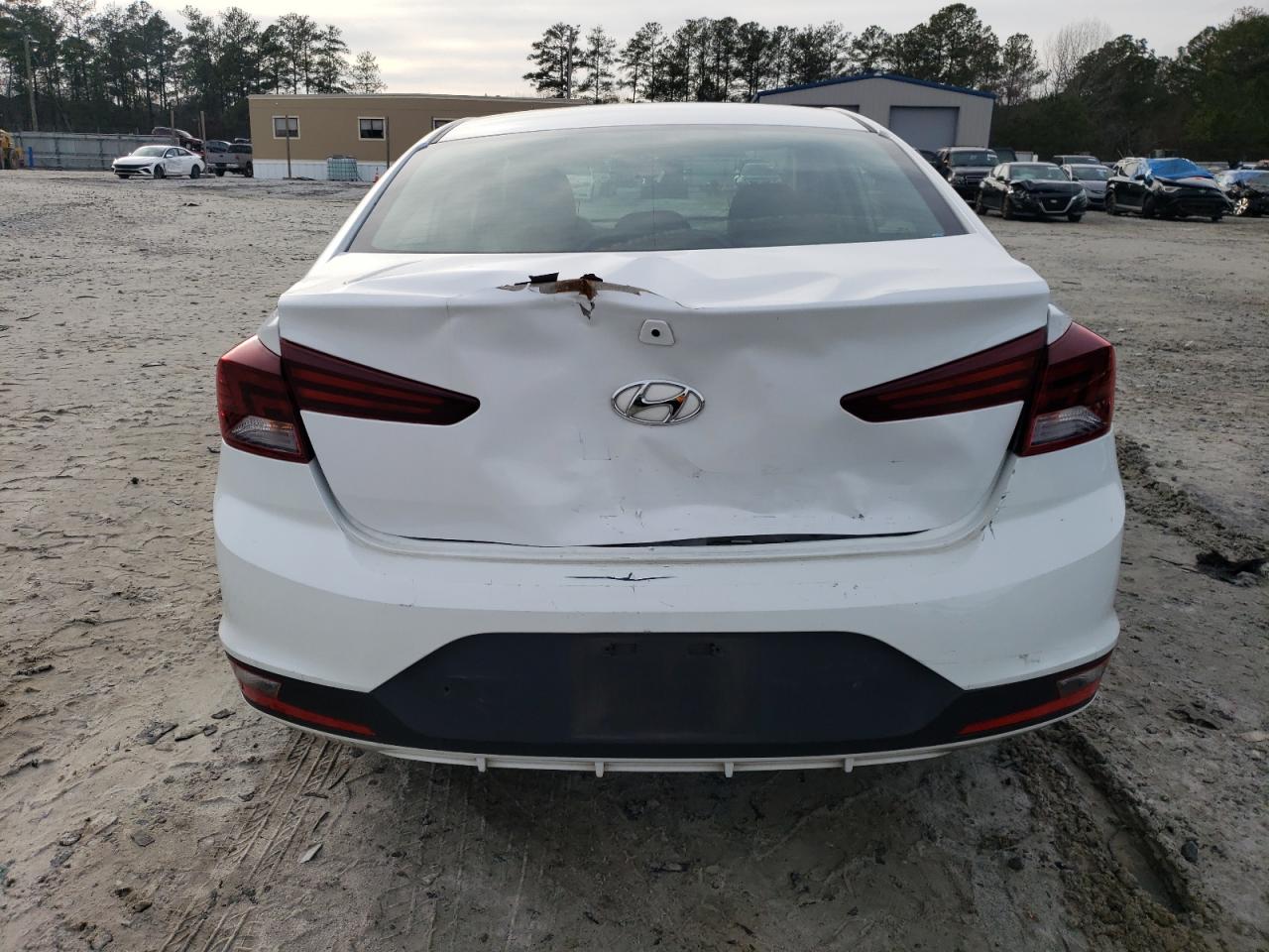 5NPD74LF7KH435933 2019 Hyundai Elantra Se