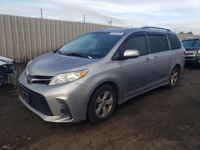 2018 Toyota Sienna LE