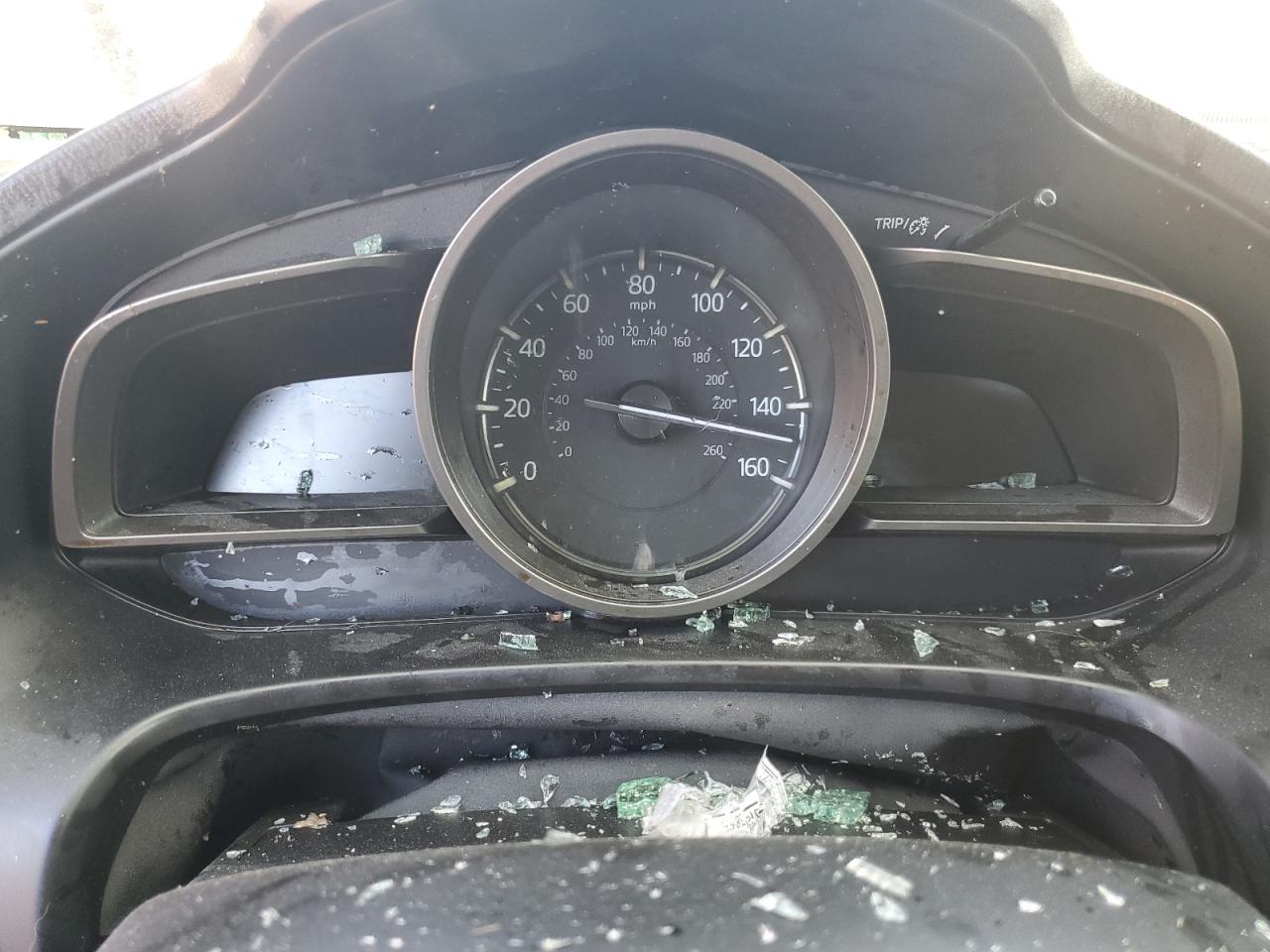 3MZBN1L36JM190582 2018 Mazda 3 Touring