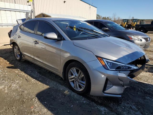 5NPD84LF7LH607392 Hyundai Elantra SE 4