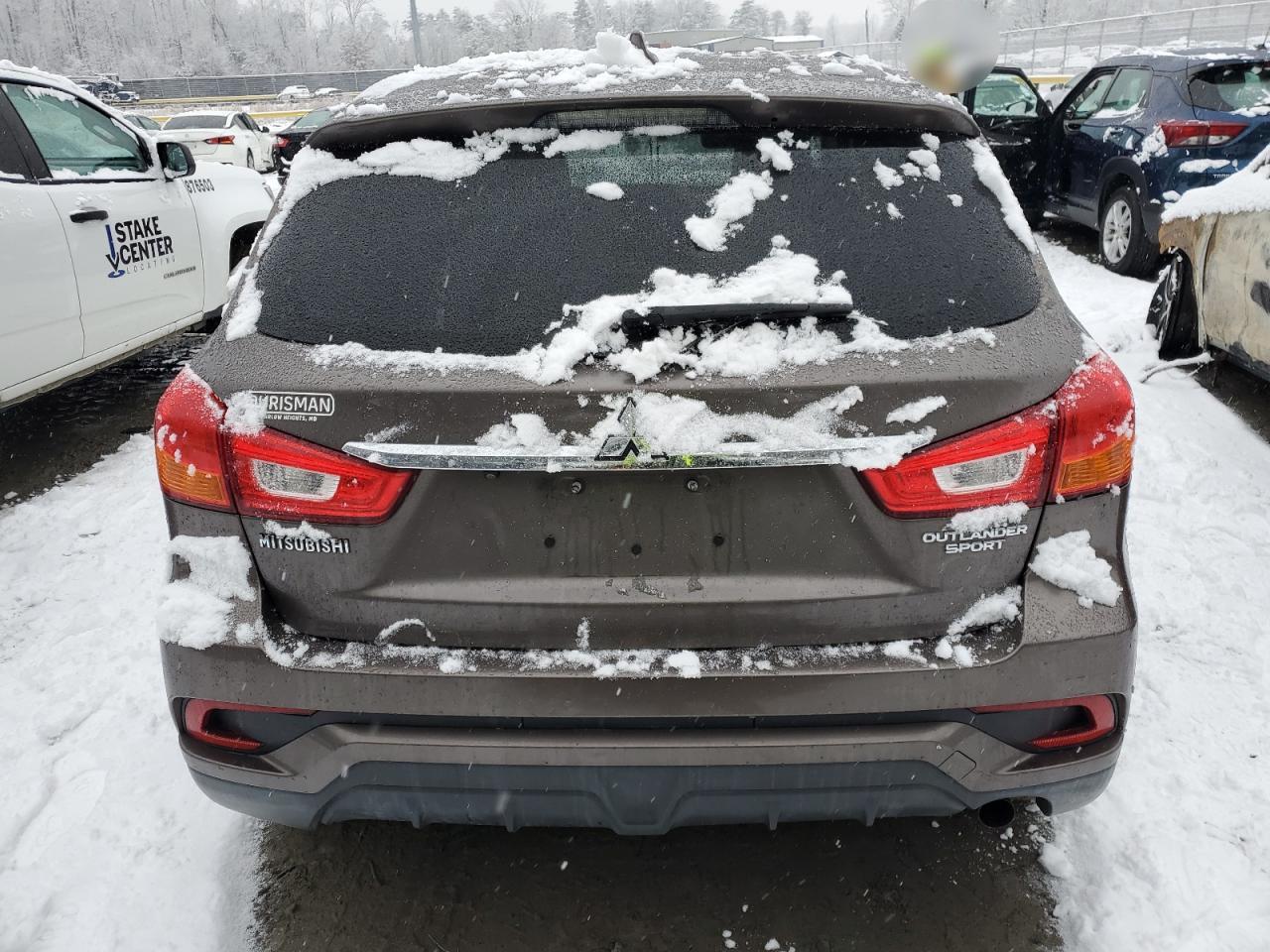 JA4AP3AU1JU024461 2018 Mitsubishi Outlander Sport Es