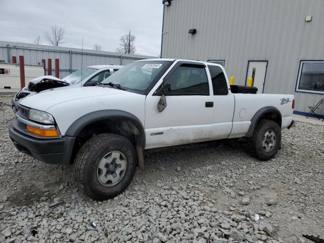 2002 Chevrolet S-10 