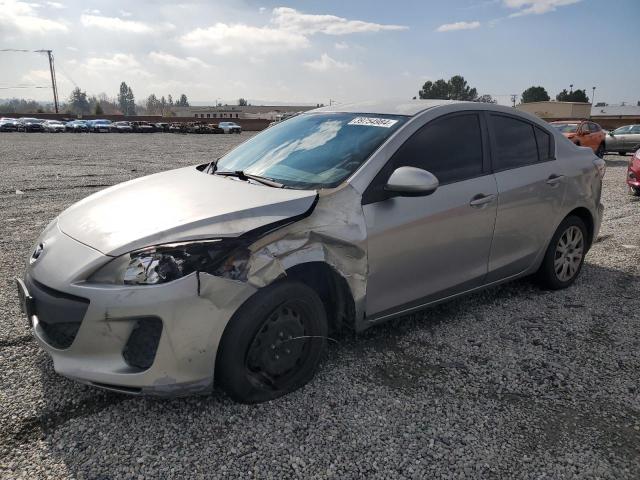 2013 Mazda Mazda3 i