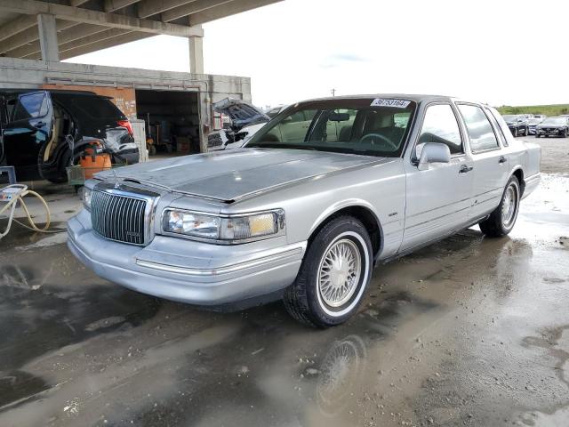 1996 Lincoln Town Car Executive