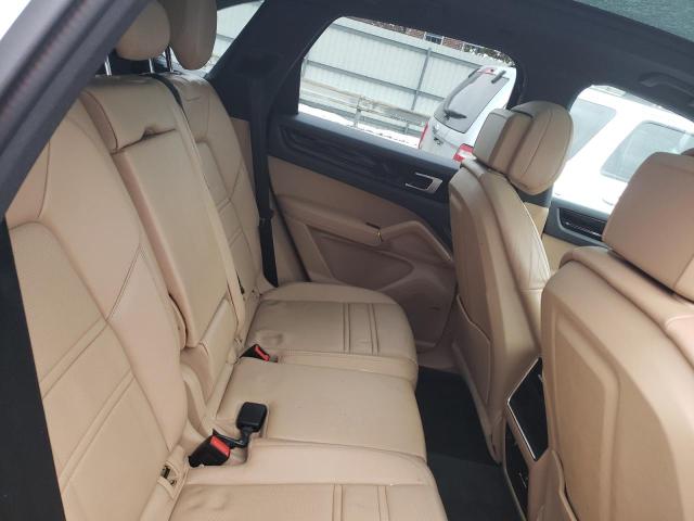 VIN WP1AA2AY5KDA01320 2019 Porsche Cayenne no.10