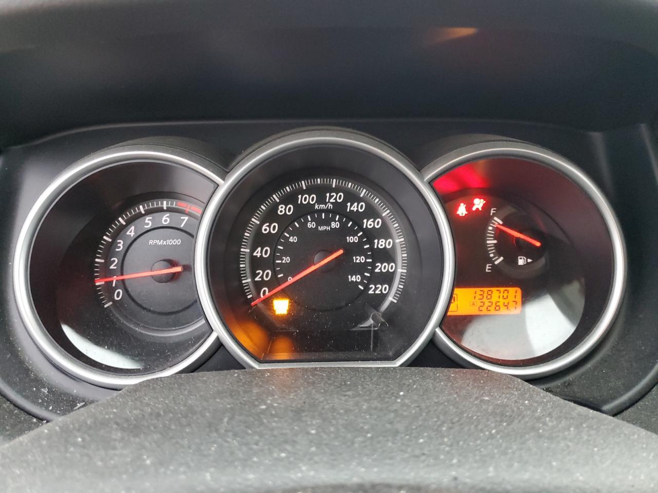 3N1BC1CP3BL405325 2011 Nissan Versa S