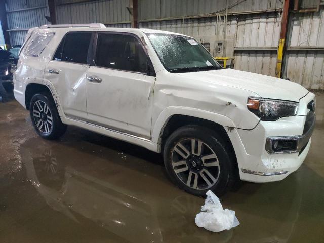 2019 TOYOTA 4RUNNER SR JTEBU5JR4K5646425