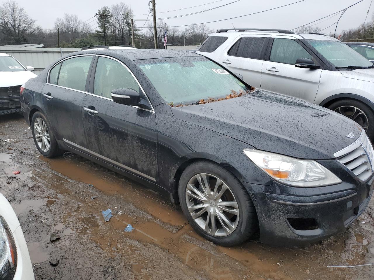 KMHGC4DF5BU121898 2011 Hyundai Genesis 4.6L