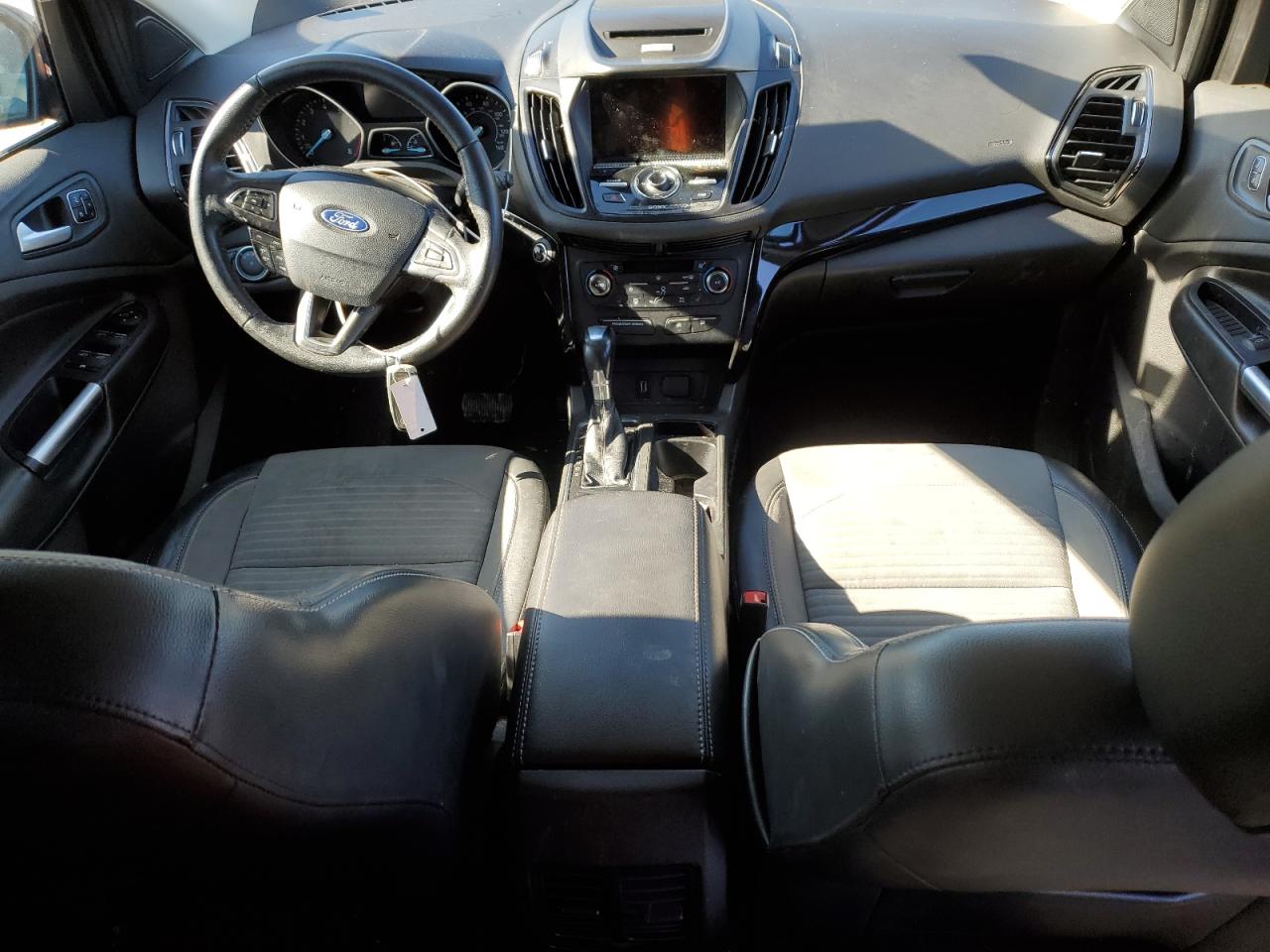 1FMCU0JD5HUC20902 FORD ESCAPE 2017