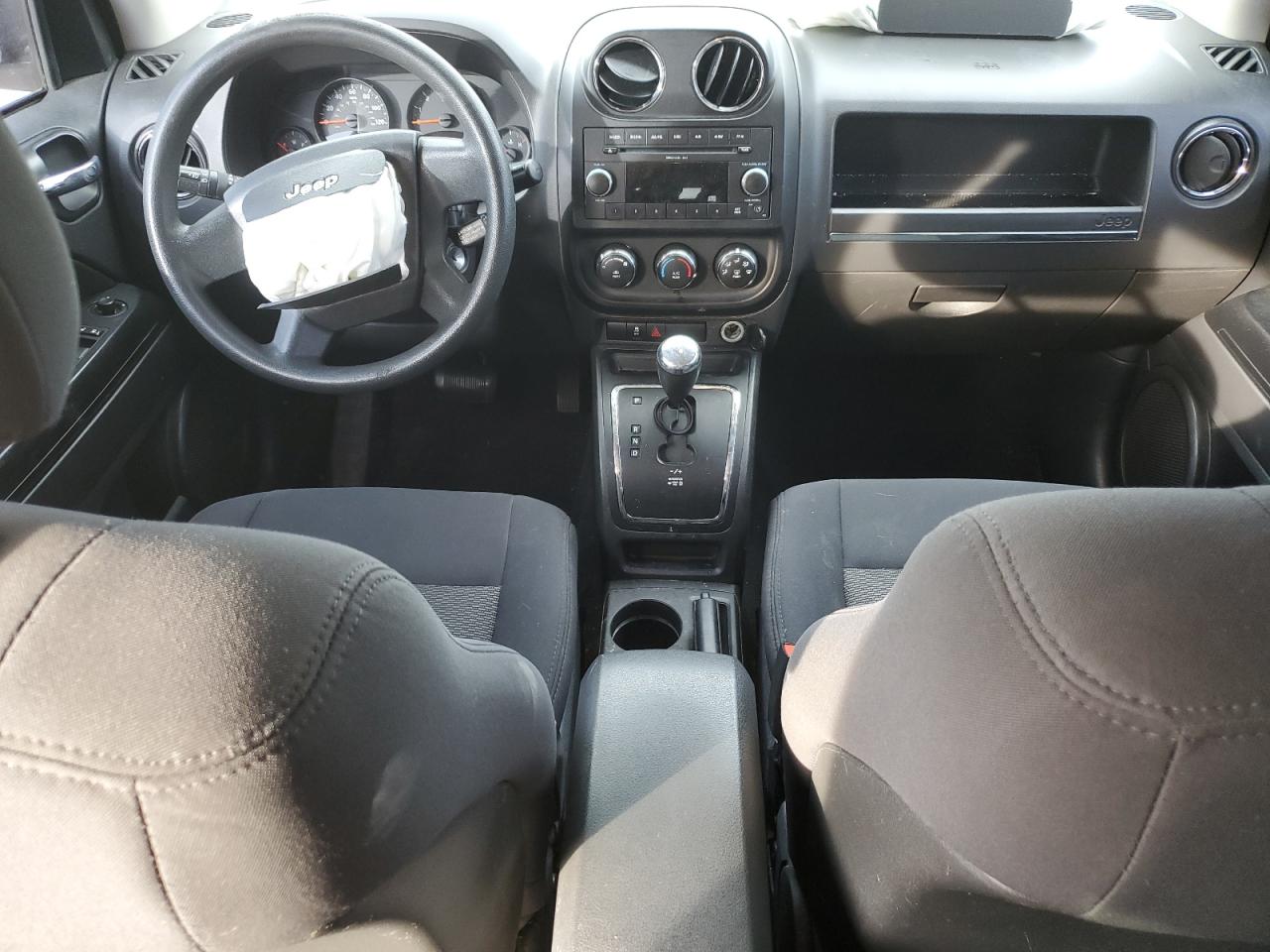 1J4NT4FB9AD578597 2010 Jeep Compass Sport