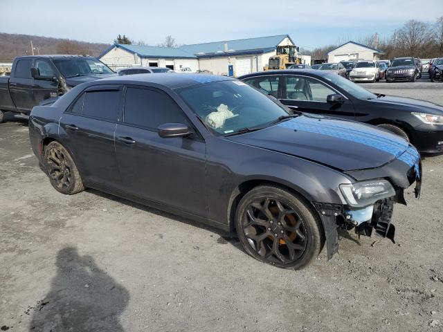 VIN 2C3CCABG7KH585411 2019 CHRYSLER 300 no.4