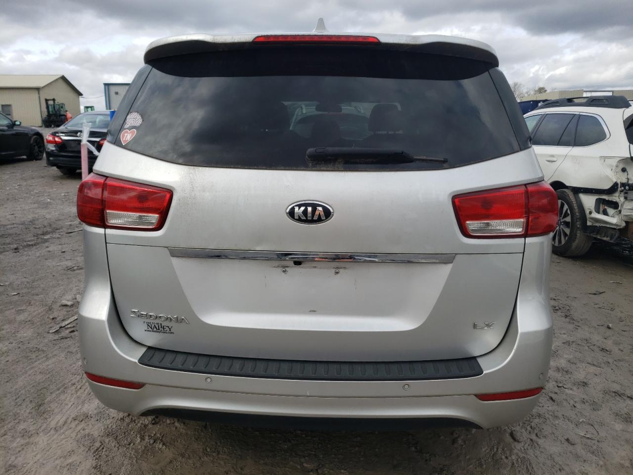 KNDMB5C1XG6107822 2016 Kia Sedona Lx