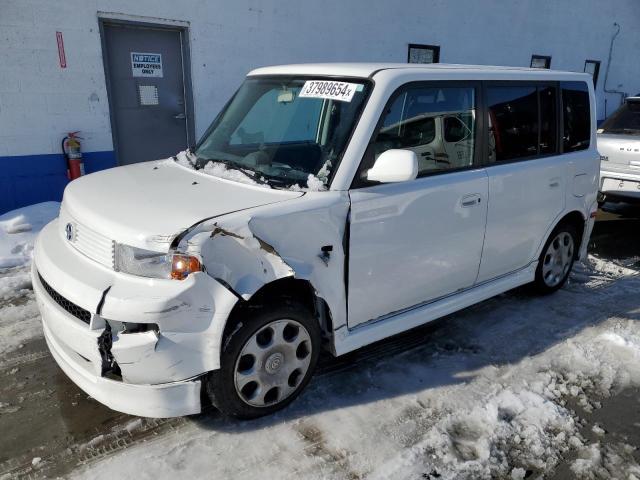 2005 Scion xB 