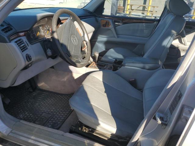 1999 Mercedes-Benz E 300Td VIN: WDBJF25H1XA795057 Lot: 40736034