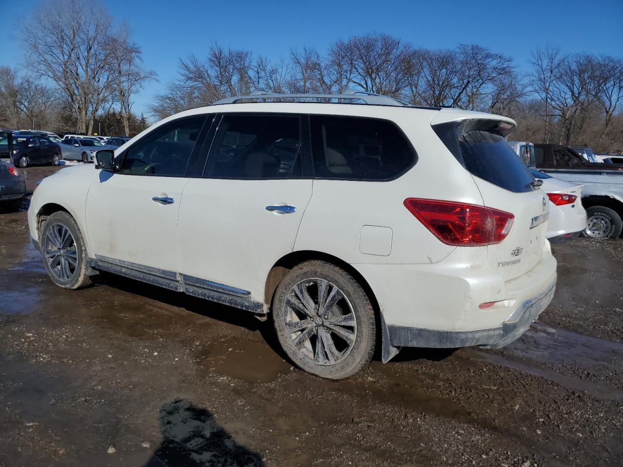 Lot #2438864232 2017 NISSAN PATHFINDER