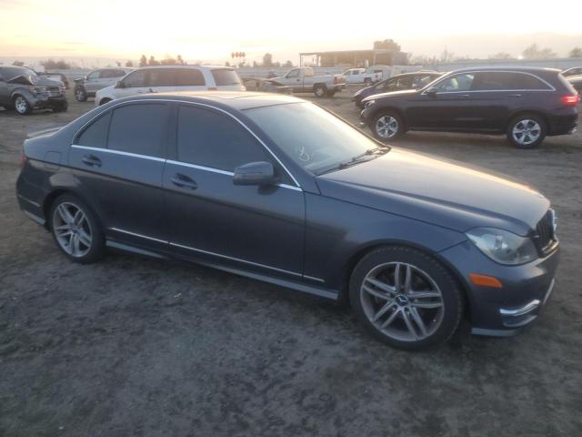 VIN WDDGF4HB1DR299905 2013 Mercedes-Benz C-Class, 250 no.4