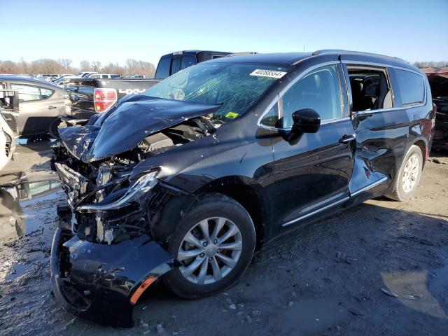 Lot #2339966867 2019 CHRYSLER PACIFICA T salvage car