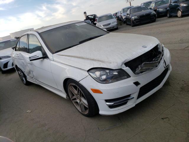 VIN WDDGF4HB6DA799640 2013 Mercedes-Benz C-Class, 250 no.4