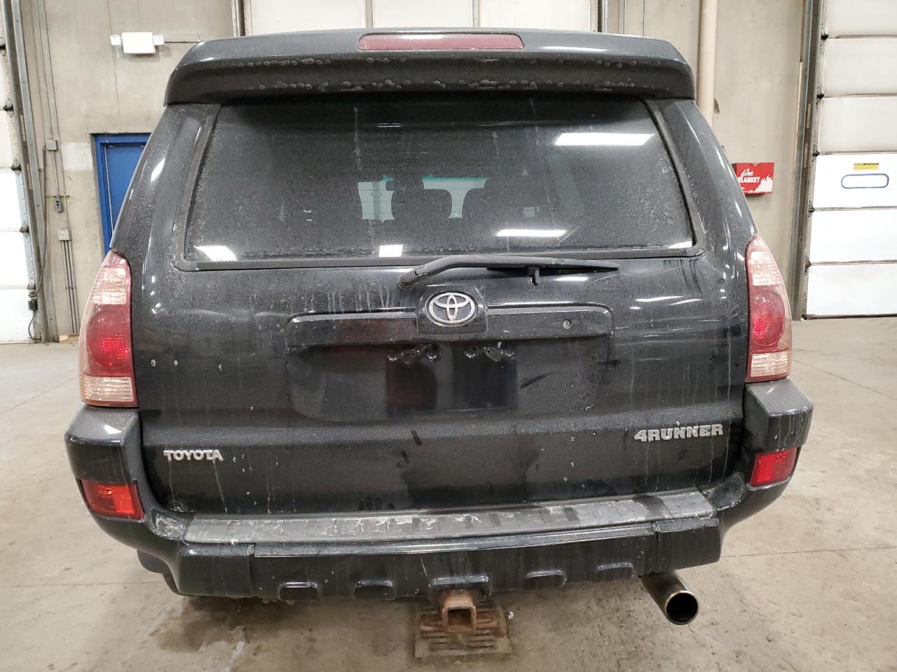 JTEBU14R658035688 2005 Toyota 4Runner Sr5