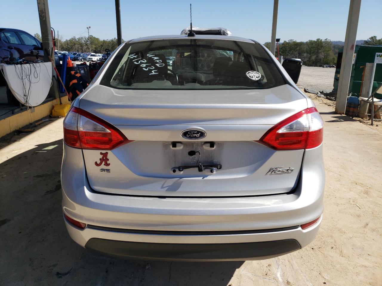 VIN: 3FADP4BJ1GM175963 2016 FORD FIESTA