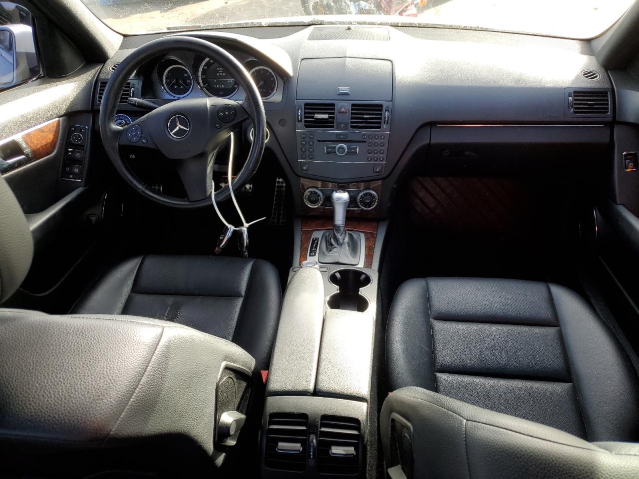 WDDGF8BB3AR117701 2010 Mercedes-Benz C 300 4Matic WDDGF8BB3AR117701 2010 Mercedes-Benz C 300 4Matic
