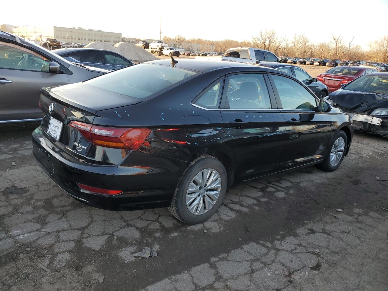 2019 Volkswagen Jetta S vin: 3VWC57BU3KM110593