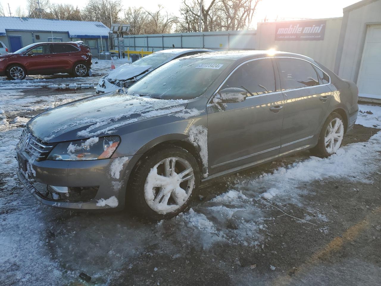 1VWCN7A31DC003796 2013 Volkswagen Passat Sel