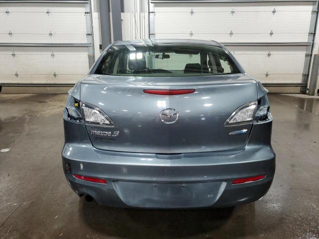 2013 Mazda 3 - Image 6