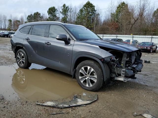 VIN 5TDGZRBHXNS591633 2022 Toyota Highlander, Xle no.4