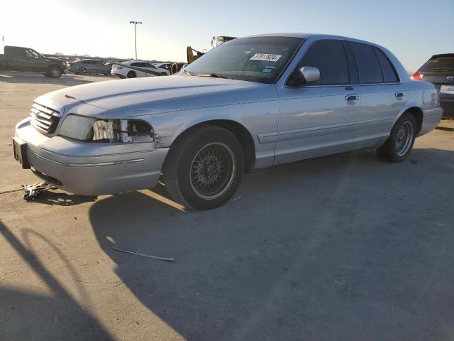 2001 Ford Crown Victoria LX