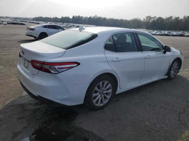 VIN 4T1B11HKXKU743192 2019 Toyota Camry, L no.3