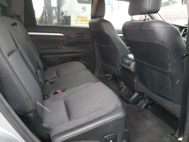 5TDBKRFH6FS090099 2015 Toyota Highlander Le