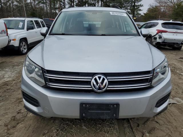 VIN 5UXWX9C59D0A32146 2017 VOLKSWAGEN TIGUAN no.5