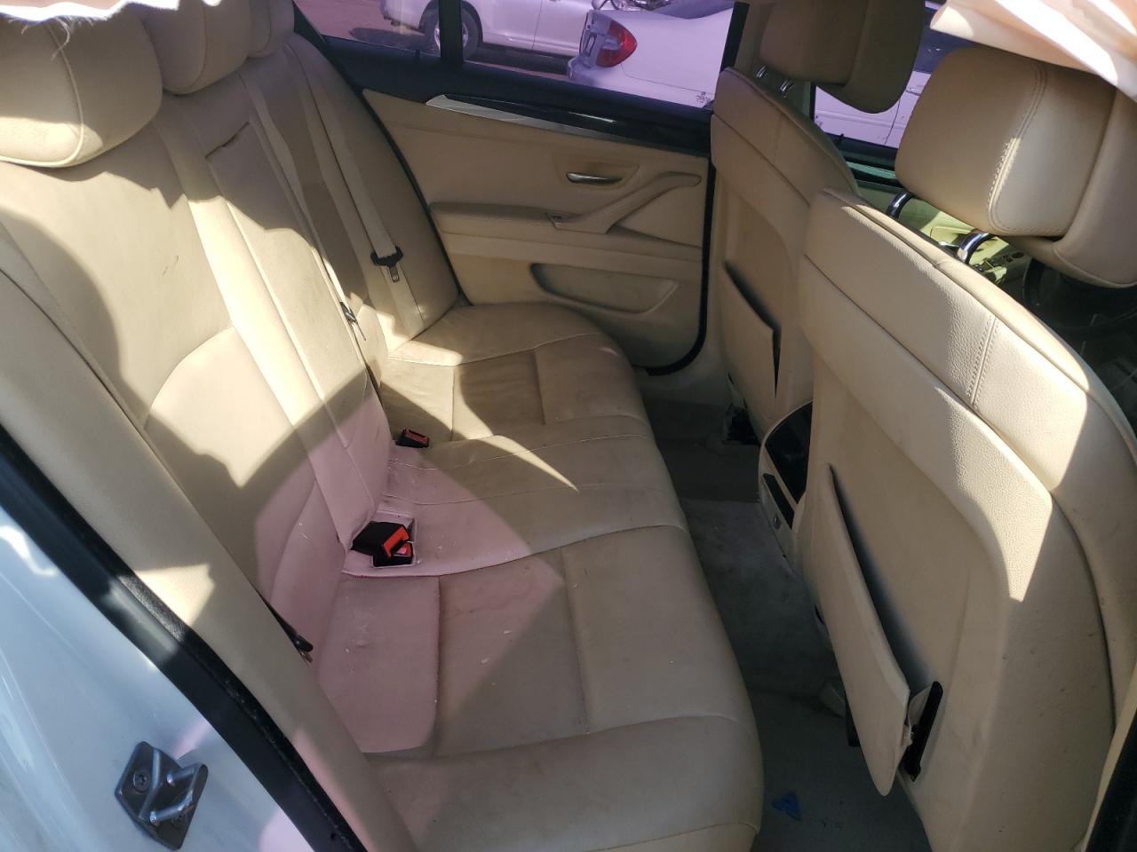 WBAFR1C59BC739251 2011 BMW 528 I