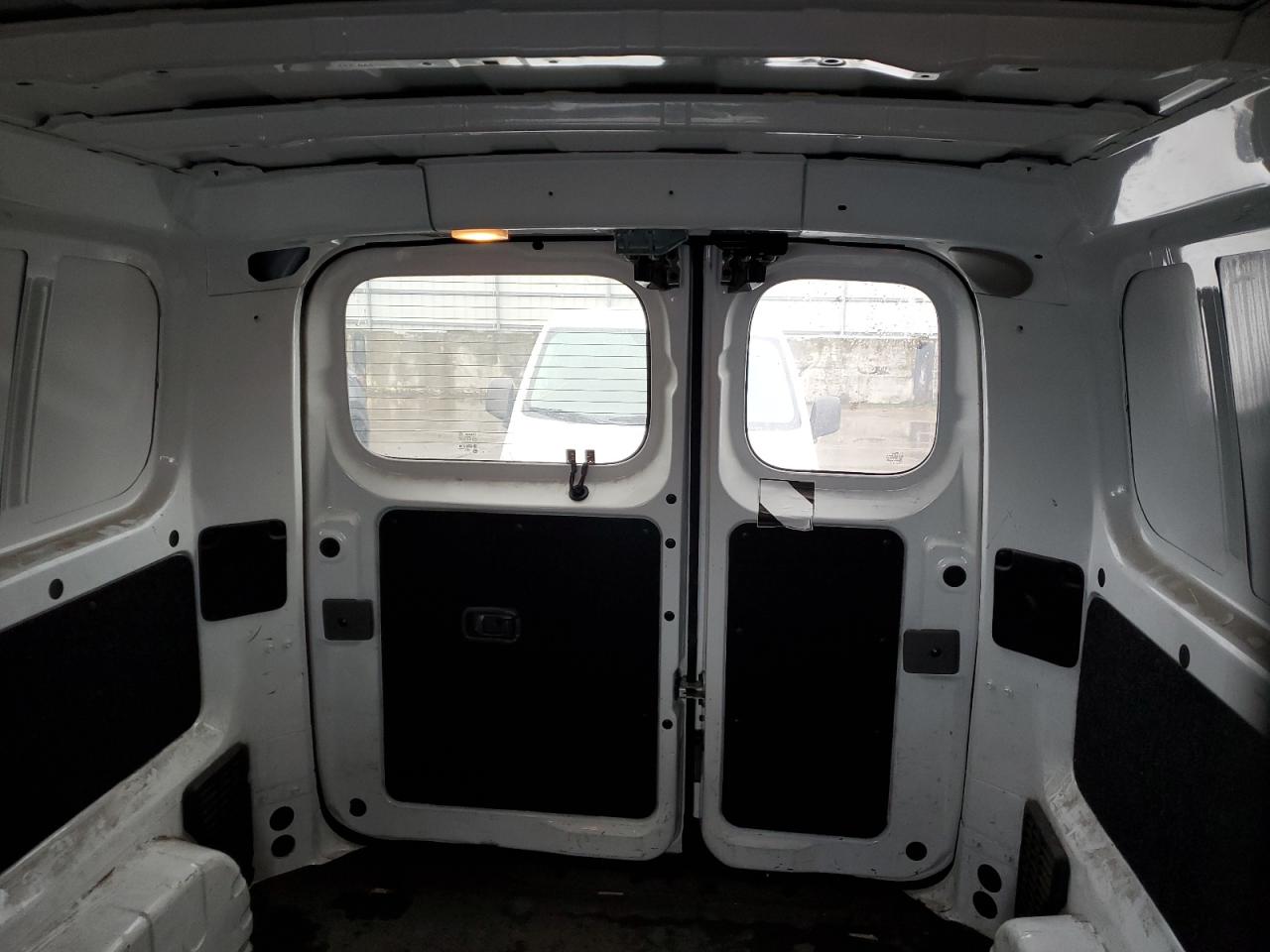 3N6CM0KNXHK708784 2017 Nissan Nv200 2.5S