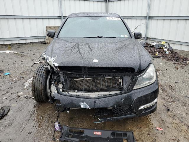 VIN WDDGF8AB2DA832716 2013 Mercedes-Benz C-Class, 3... no.5