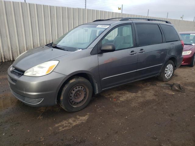 2004 Toyota Sienna CE