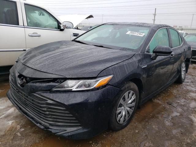 Lot #2392342794 2020 TOYOTA CAMRY LE salvage car