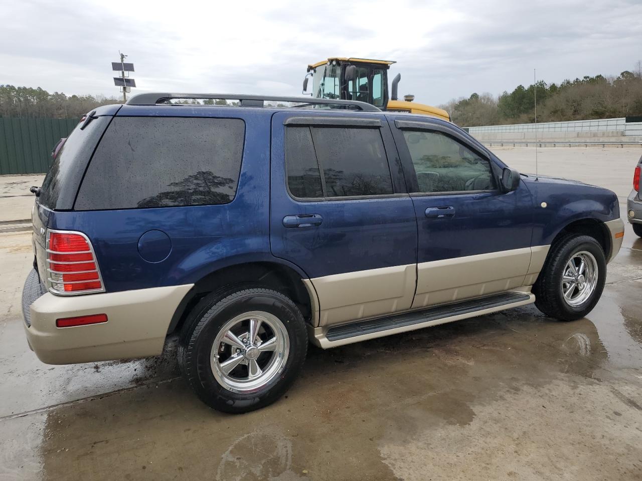 4M2ZU86K64UJ14385 2004 Mercury Mountaineer