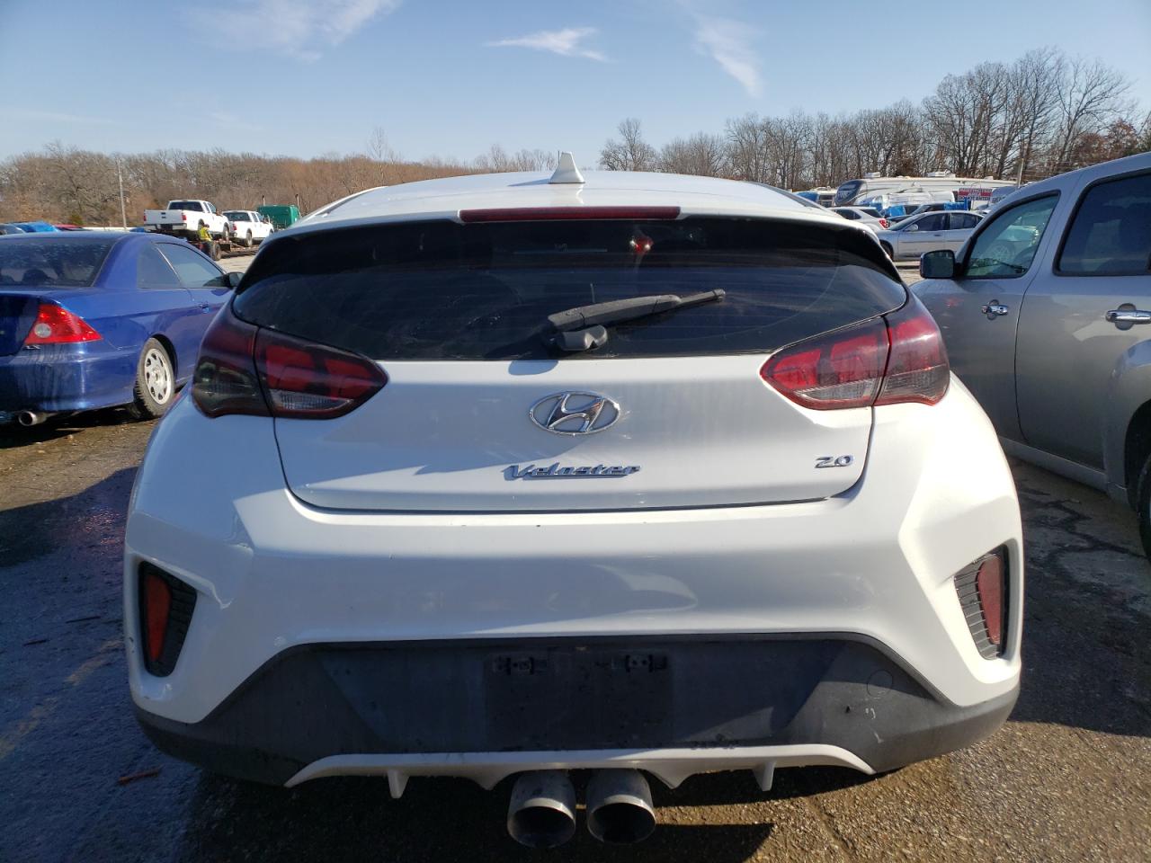 KMHTG6AF8KU015416 2019 Hyundai Veloster Base