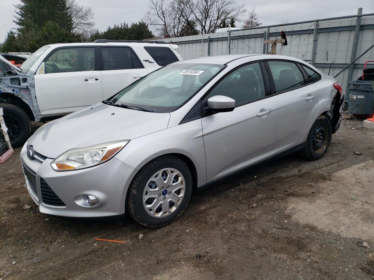 1FAHP3F25CL271041 2012 Ford Focus Se