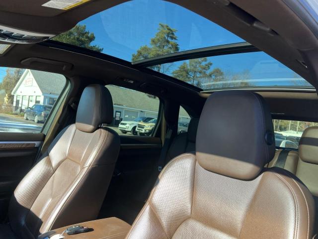 2016 PORSCHE CAYENNE SE - WP1AE2A24GLA63658