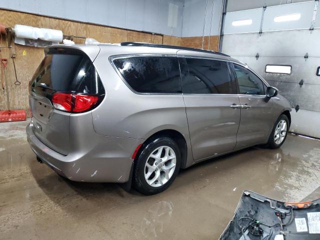 2C4RC1BG9HR841198 | 2017 CHRYSLER PACIFICA T