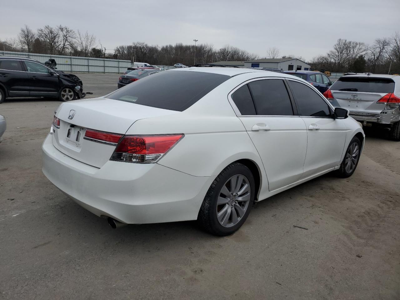 1HGCP2F80BA144356 2011 Honda Accord Exl