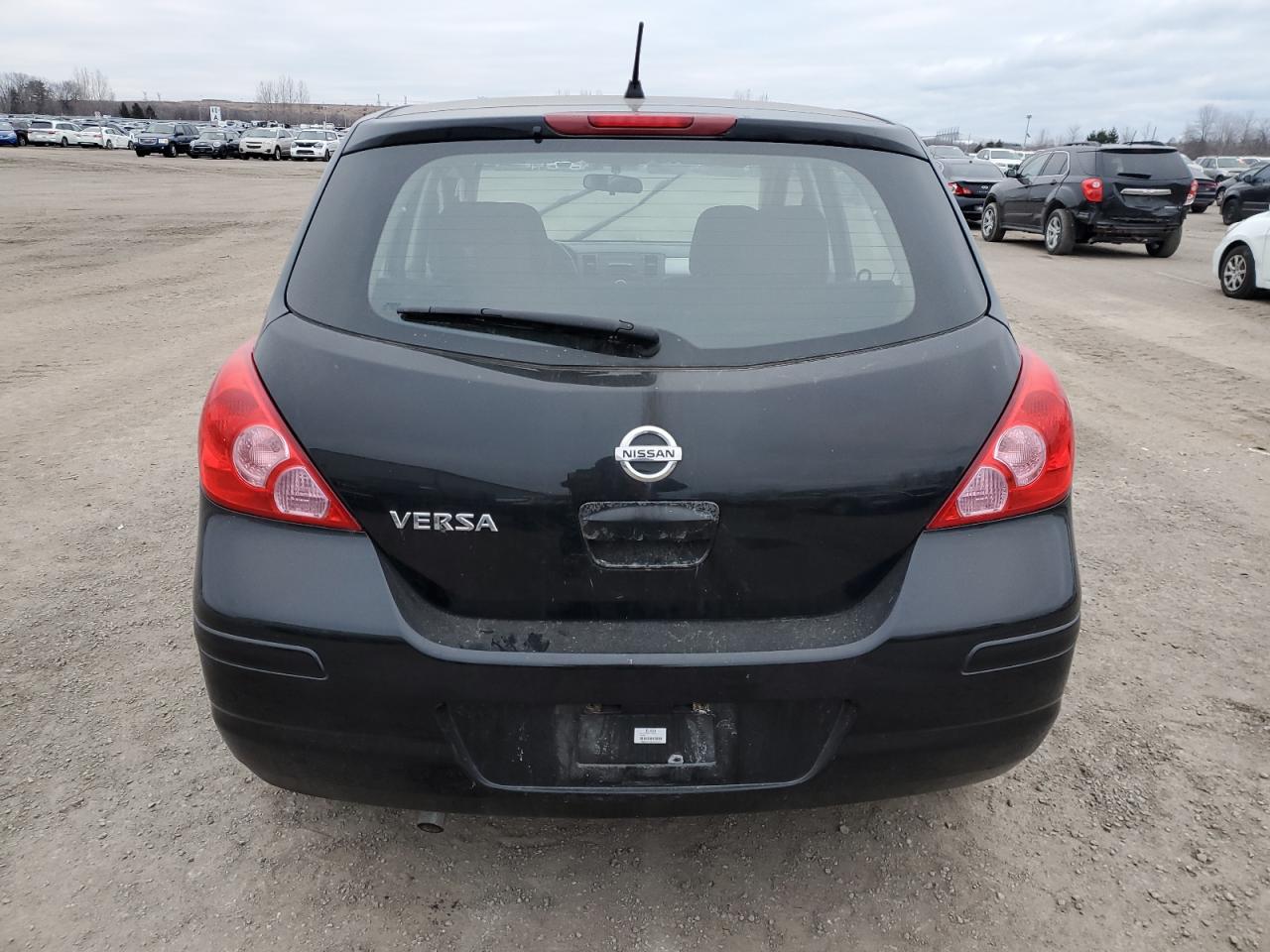 3N1BC1CP3BL405325 2011 Nissan Versa S