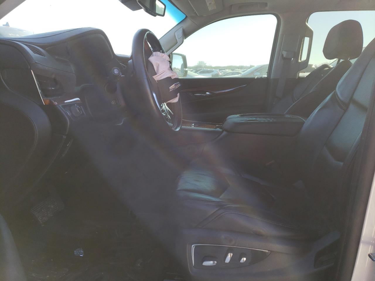 1gys3nkj6fr510449 1GYS3NKJ6FR510449 2015 Cadillac Escalade Premium
