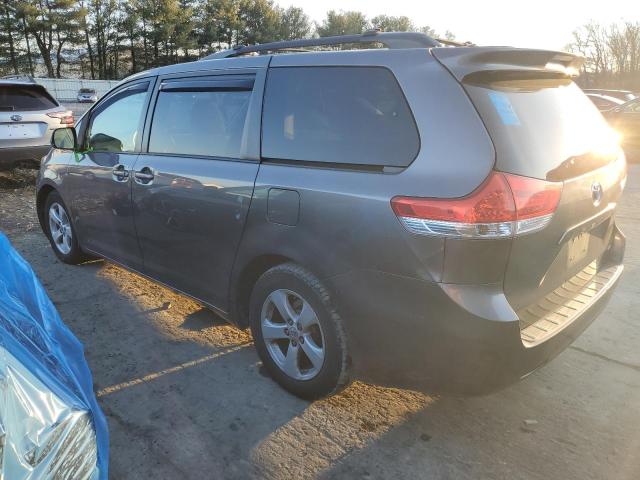 5TDKK3DC2BS149552 | 2011 Toyota sienna le