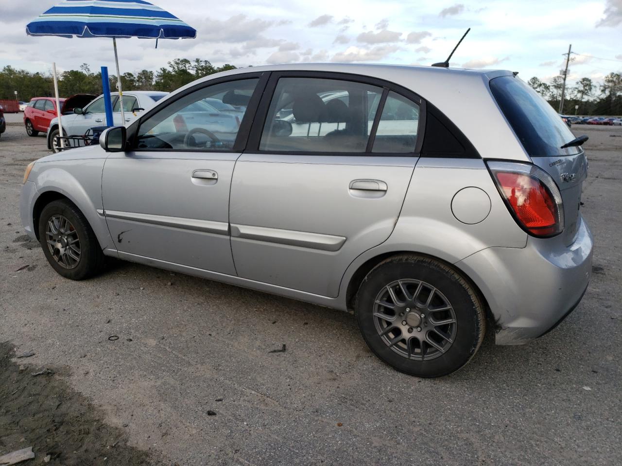 knadh5a38a6651114 KNADH5A38A6651114 2010 Kia Rio Lx
