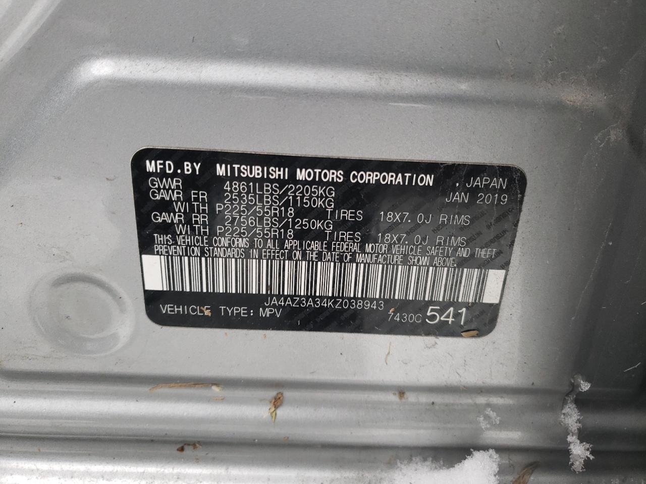 JA4AZ3A34KZ038943 2019 Mitsubishi Outlander Se